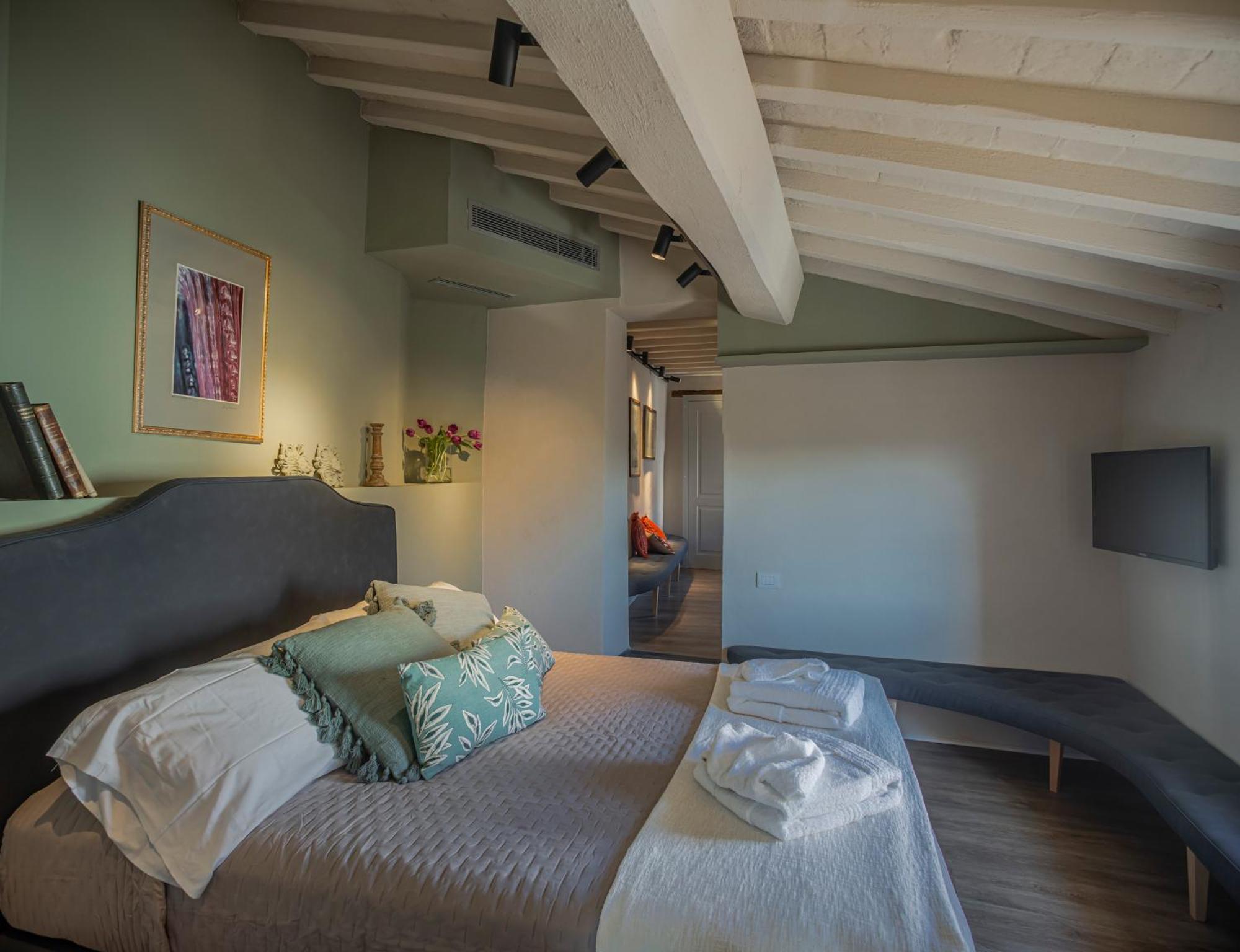 Relais Borgo Elissa Bed and Breakfast Certaldo Exteriör bild